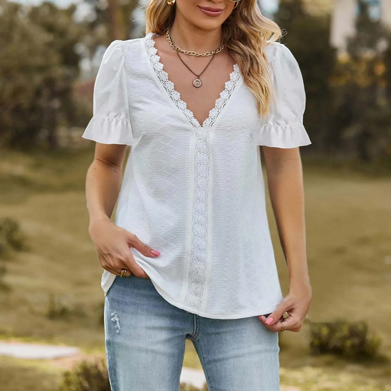 2024 Summer Tops for Women Short Sleeve Lace Jacquard V Neck T Shirt Loose Casual Boho Basic Tees Blouses Fashion