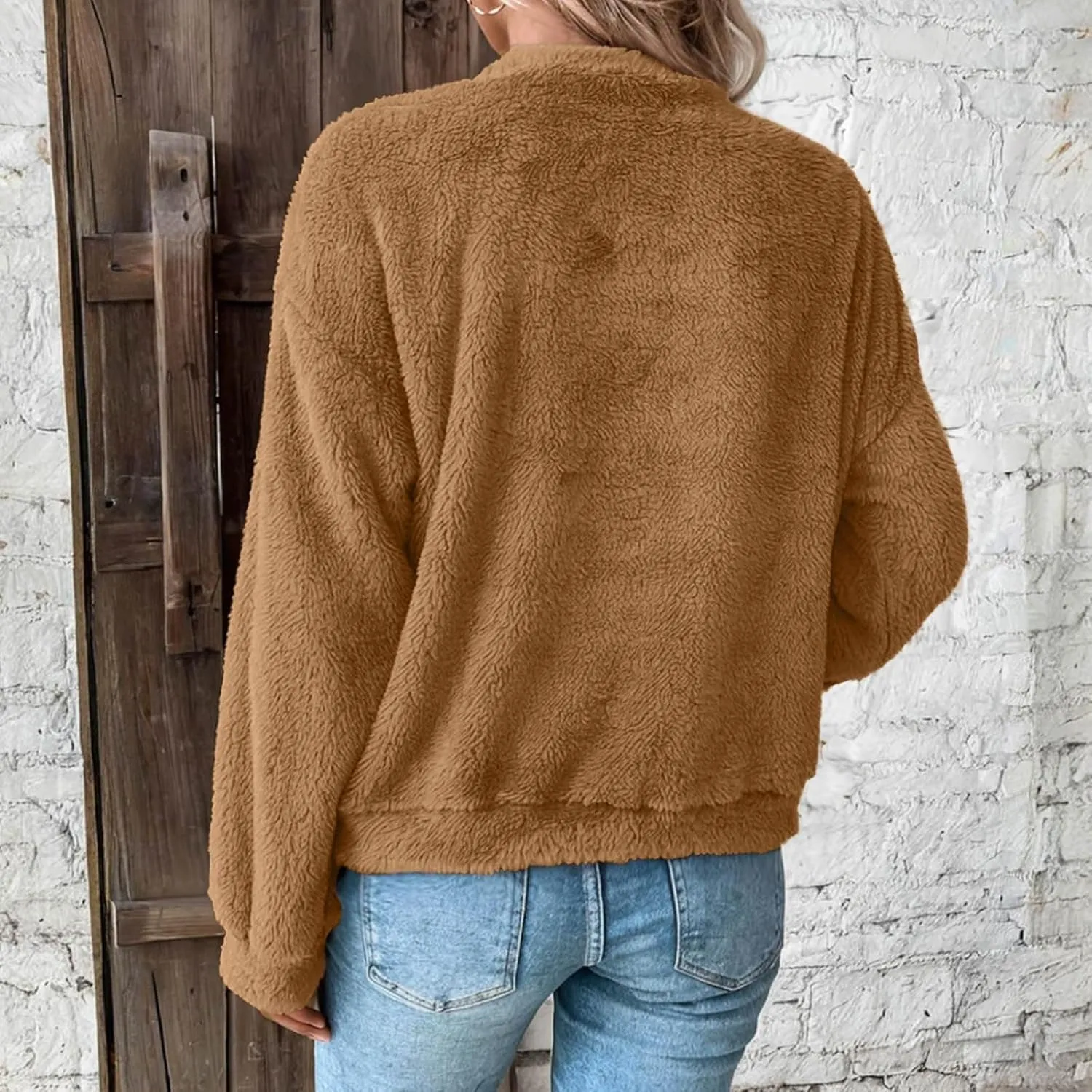 Fleece Sweatshirt For Women Soft Warm Casual Crewneck Long Sleeve Fuzzy Pullover Winter Comfy Solid Color Sherpa Tops
