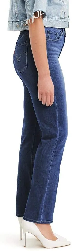 Levi's Women's Classic Straight Jeans