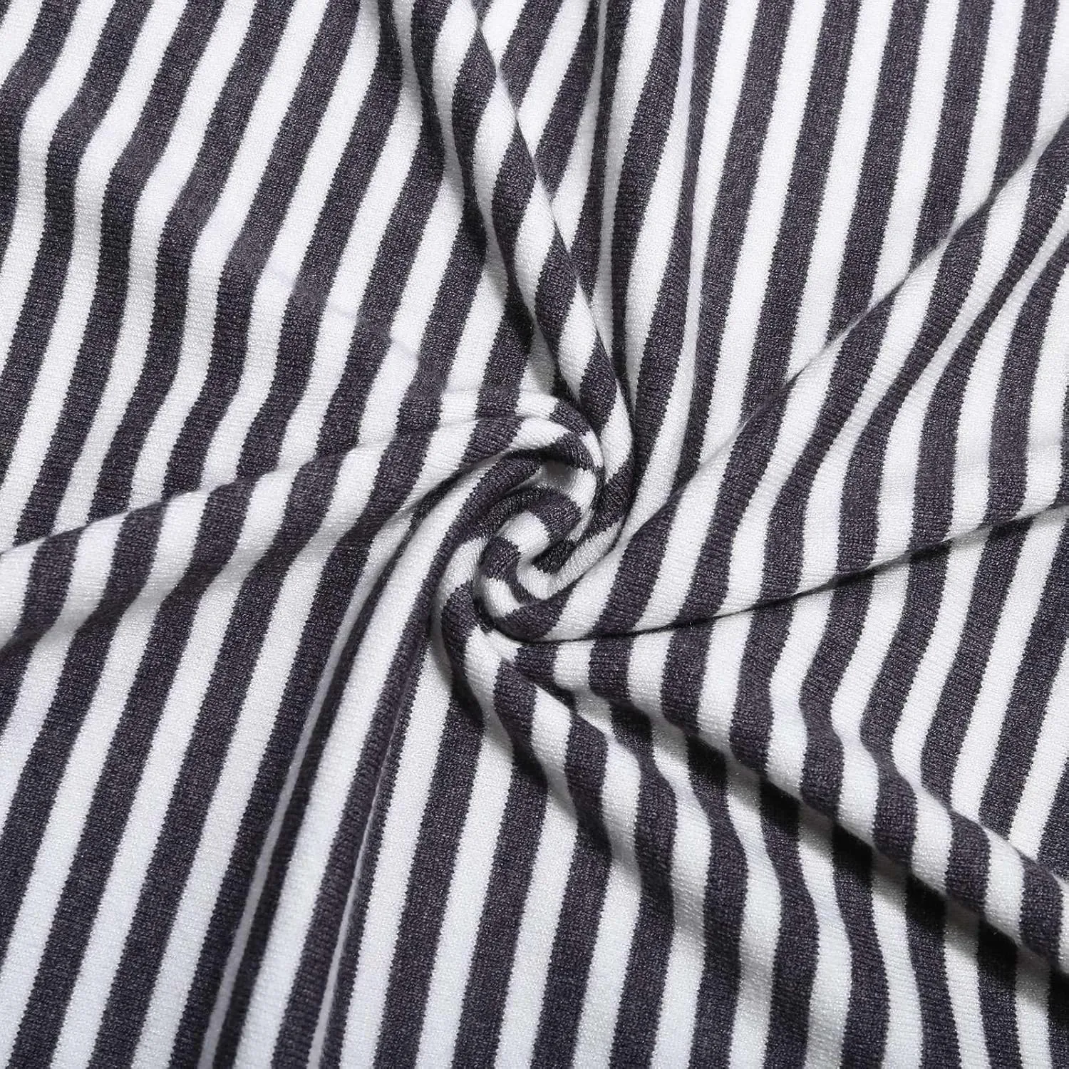Light Sweatshirt for Women Fashion Casual Round Neck Striped Tops Long Sleeved Sweater Hoodless Hoodie