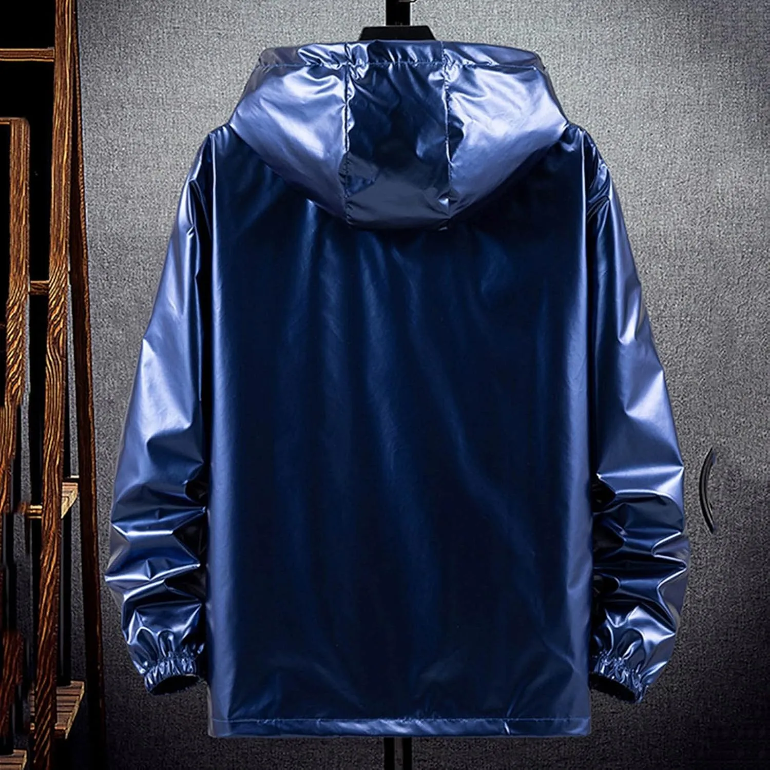Mens Lightweight Windbreaker Waterproof Rain Jacket Hooded Windbreaker Camo Jacket with Zipper Pockets