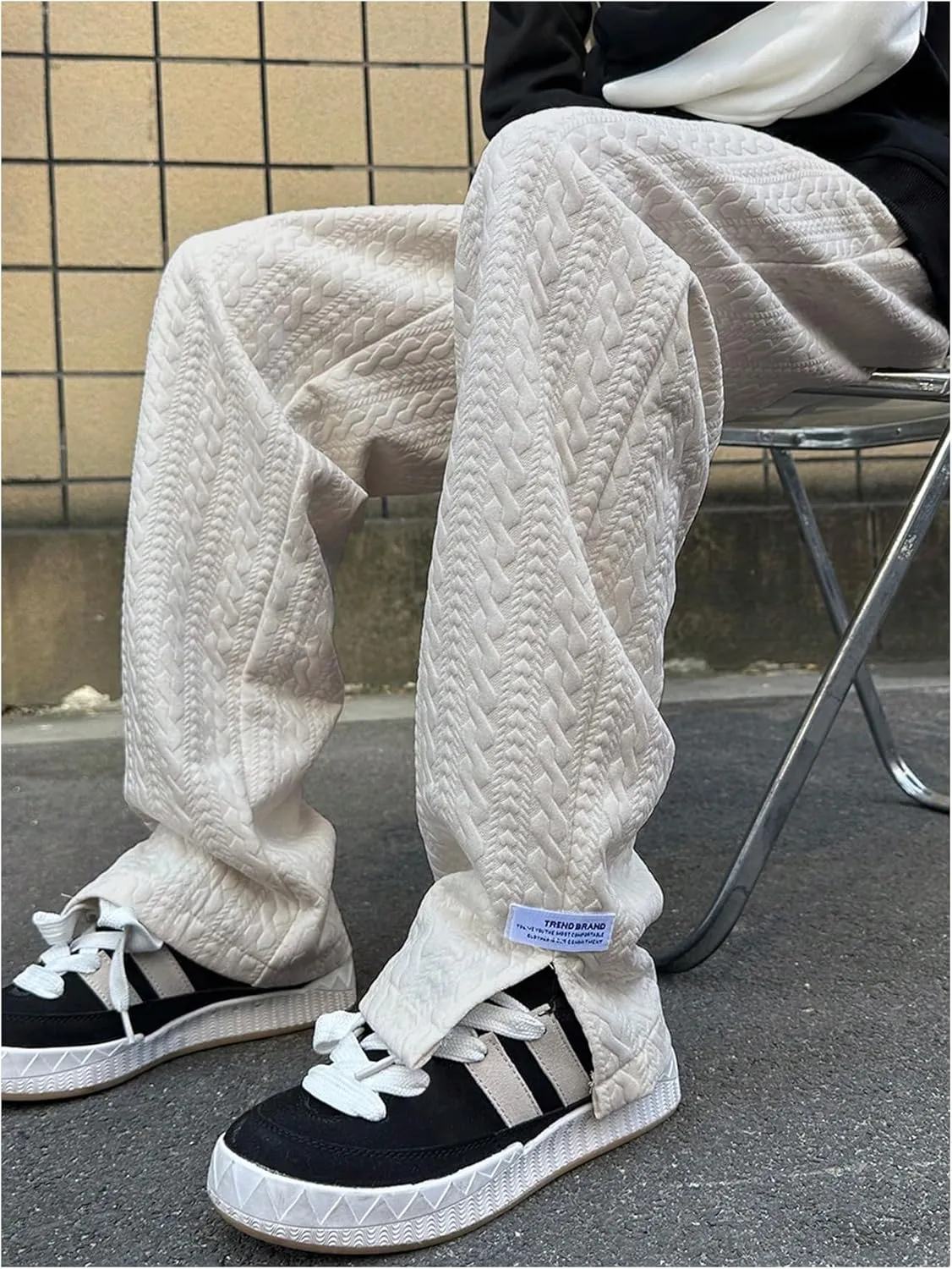 Verdusa Men's Drawstring Elastic Waist Split Side Loose Pants Joggers